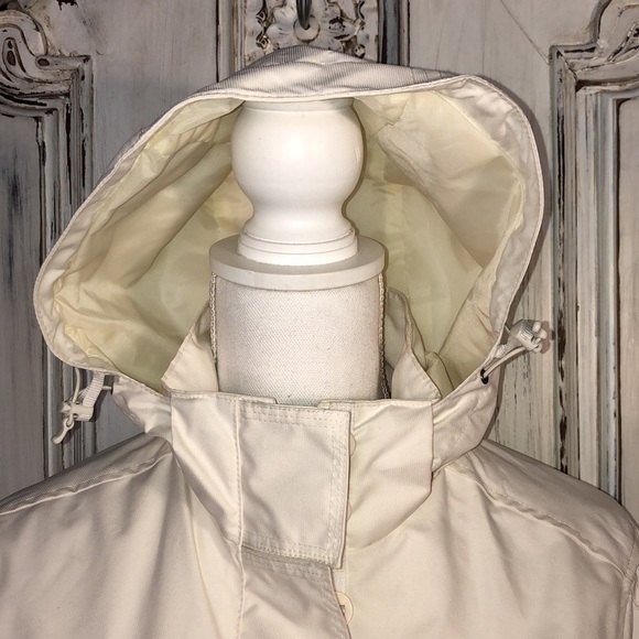 Port Authority Cream Packable Hoodie Raincoat Zip and Button Front Closing S/S - Picture 5 of 16